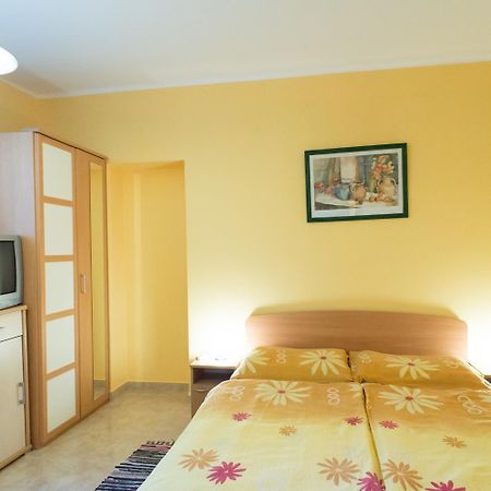 Balatongyörök Andrea Apartmanhaz מראה חיצוני תמונה