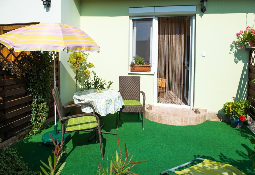 Balatongyörök Andrea Apartmanhaz מראה חיצוני תמונה