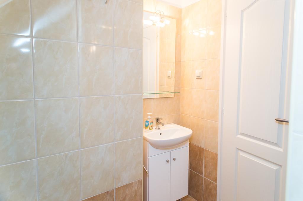 Balatongyörök Andrea Apartmanhaz מראה חיצוני תמונה