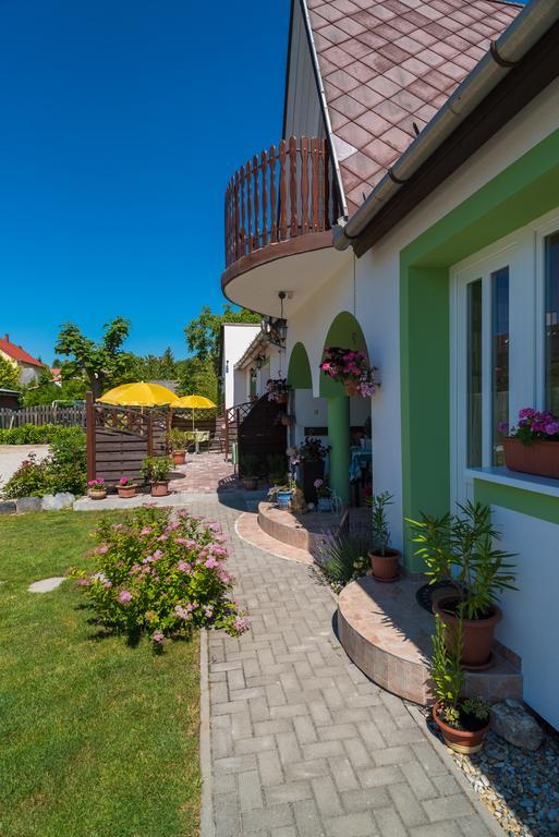 Balatongyörök Andrea Apartmanhaz מראה חיצוני תמונה